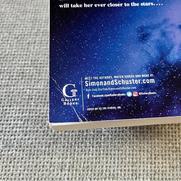 Star Trek Discovery Two Book Bundle - Picture 4 of 5